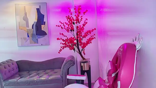 Summer miller online show from February 10, 11:20 am