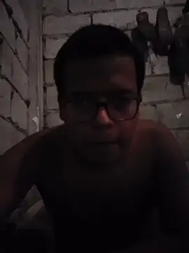 Snapshot of Ronald_ban chatting on October 23, 7:01 pm Ronald ban online show from October 23, 7:01 pm