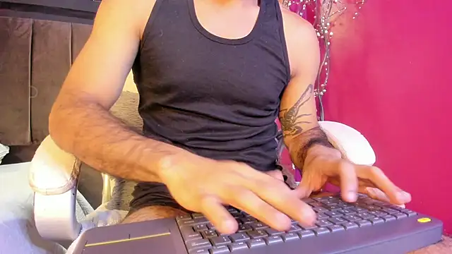 Lobo sex21 online show from October 21, 7:57 pm