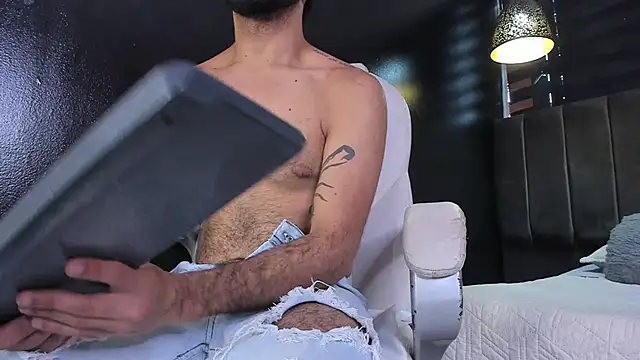 Lobo sex21 online show from November 1, 7:41 pm