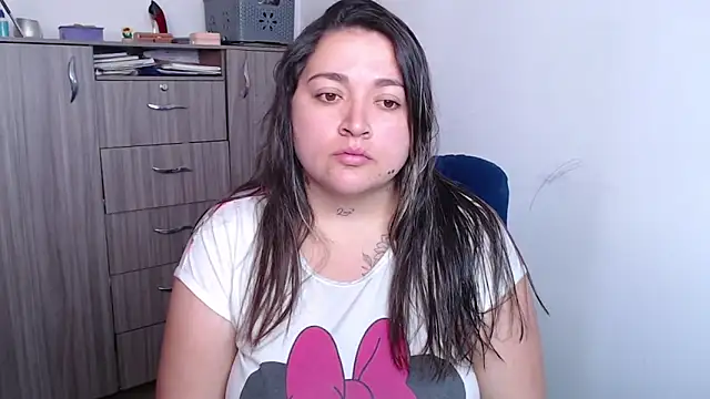 Snapshot of WendyCooperr chatting on October 27, 5:14 pm WendyCooperr online show from October 27, 5:14 pm