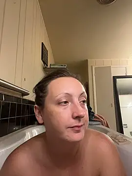 allnaturalmermaid online show from October 22, 3:39 am