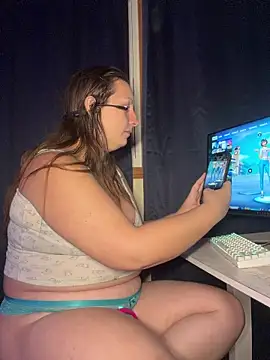 allnaturalmermaid online show from April 15, 5:13 am