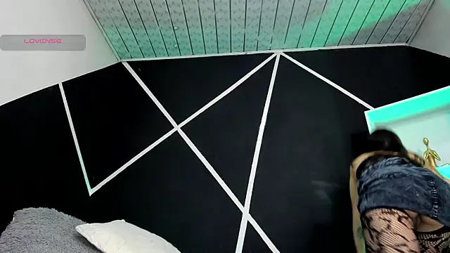 Doori  online show from November 8, 11:25 am