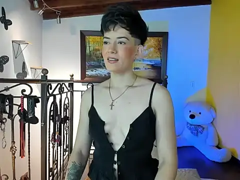 Zulyhenao online show from November 27, 11:32 am