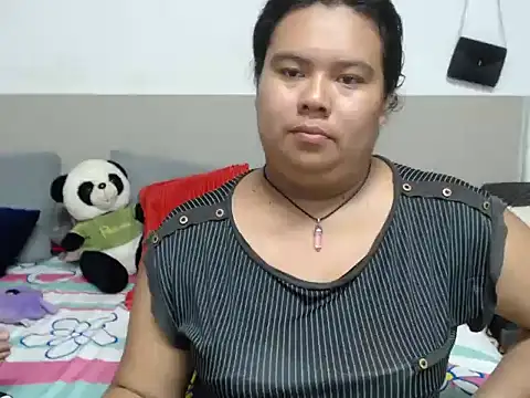 Snapshot of Charlotte_Rot2 chatting on October 17, 7:26 pm Charlotte Rot2 online show from October 17, 7:26 pm