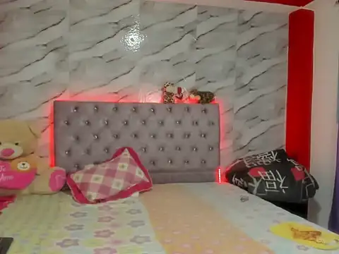 Snapshot of Stefany_Andruw chatting on October 16, 3:59 am Stefany Andruw online show from October 16, 3:59 am