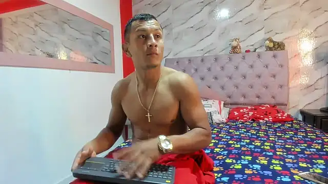 Snapshot of Stefany_Andruw chatting on November 11, 2:50 am Stefany Andruw online show from November 11, 2:50 am