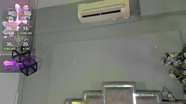Nahomycarterr online show from June 4, 12:21 pm