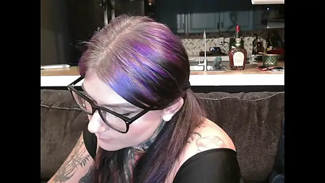 Snapshot of ventressink chatting on November 7, 1:43 am ventressink online show from November 7, 1:43 am