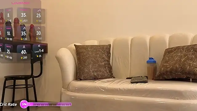 Jade Amado  online show from October 31, 2:24 pm