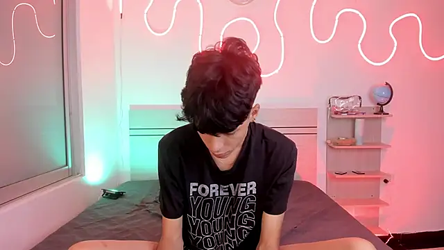 luccas ferreira online show from November 12, 7:18 pm