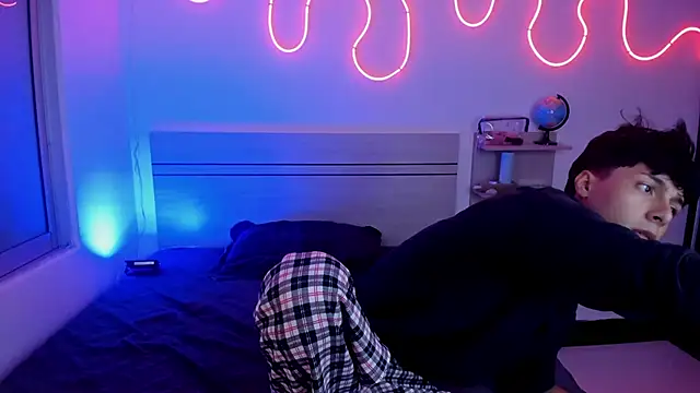 luccas ferreira online show from November 16, 7:07 pm