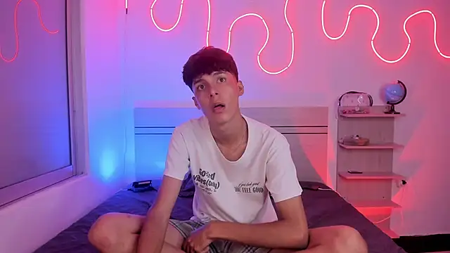 luccas ferreira online show from November 7, 7:07 pm