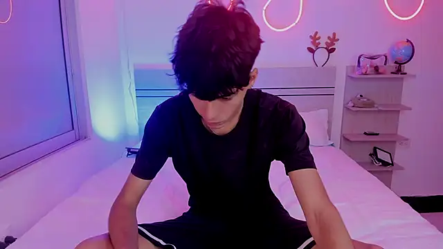 luccas ferreira online show from November 27, 7:36 pm