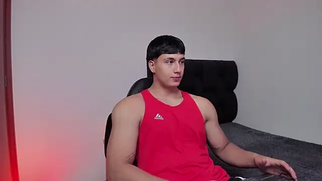 Snapshot of CHRIS_MORGAN1 chatting on October 3, 4:03 am CHRIS MORGAN1 online show from October 3, 4:03 am