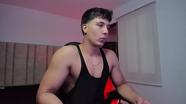 Snapshot of CHRIS_MORGAN1 chatting on October 24, 5:17 am CHRIS MORGAN1 online show from October 24, 5:17 am