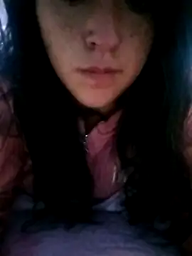 Snapshot of riVlUna chatting on October 14, 2:07 pm riVlUna online show from October 14, 2:07 pm