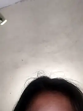 Snapshot of riVlUna chatting on October 12, 2:40 pm riVlUna online show from October 12, 2:40 pm