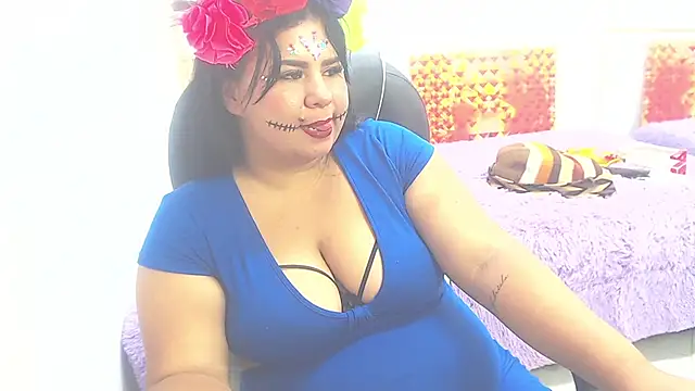 Snapshot of chuby_pau chatting on November 1, 3:02 am chuby pau online show from November 1, 3:02 am