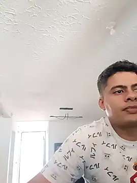 luigidickk online show from May 1, 1:38 pm