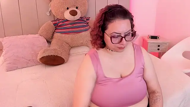 sam von tess online show from October 25, 5:39 am