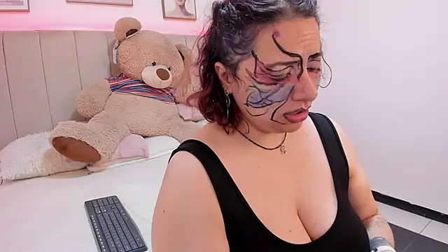 sam von tess online show from October 19, 4:59 am