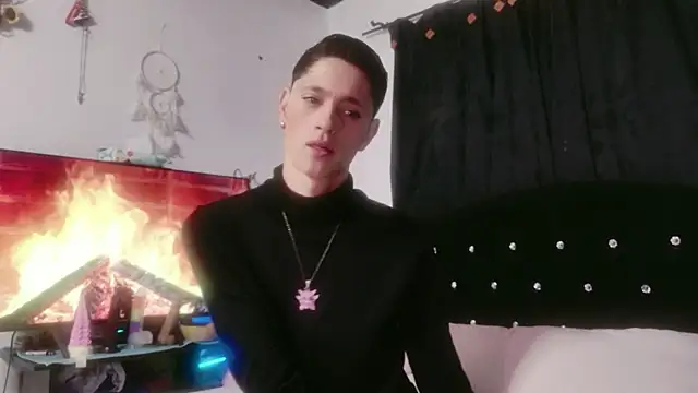 Tyler cat online show from November 11, 1:50 pm