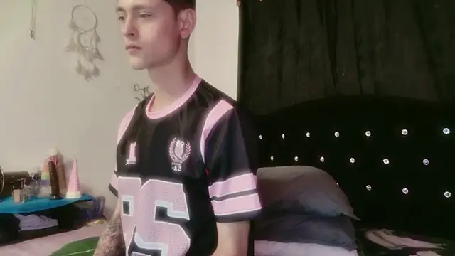 Tyler cat online show from February 5, 12:34 pm