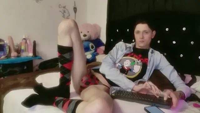 Tyler cat online show from February 14, 11:43 am