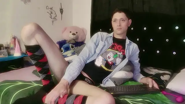 Tyler cat online show from February 7, 12:24 pm