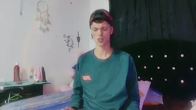 Tyler cat online show from January 9, 4:58 pm