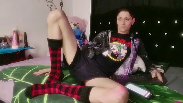 Tyler cat online show from February 1, 12:25 pm