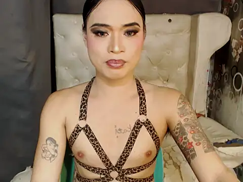 TSsexy LOVERxxxx online show from October 28, 8:24 am