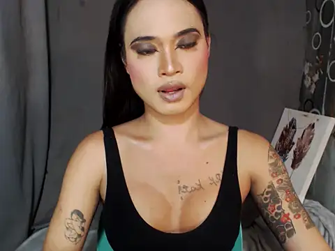 TSsexy LOVERxxxx online show from November 12, 4:33 pm