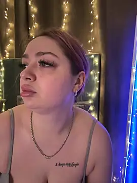 KellyMoors online show from February 19, 1:35 am