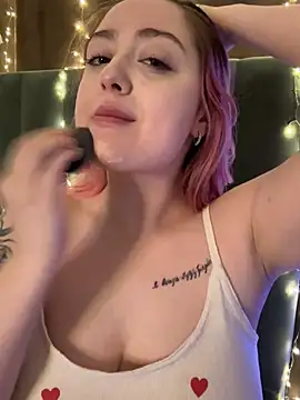 KellyMoors online show from February 5, 1:56 am