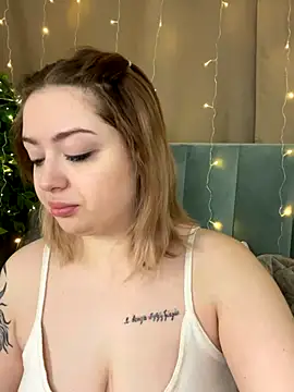 KellyMoors online show from October 20, 1:18 am