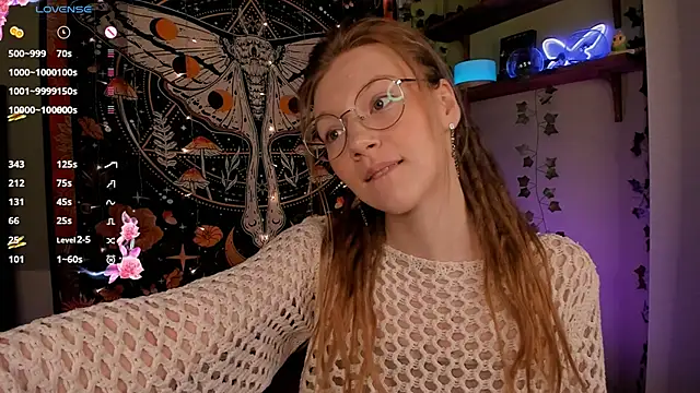 lyra thenymph online show from November 6, 12:03 am