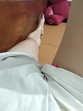 Lili 2love online show from November 10, 2:00 pm