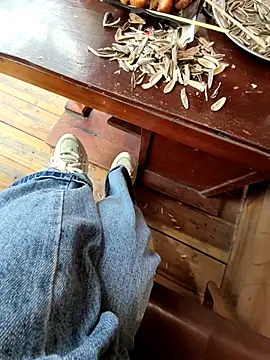 Lili 2love online show from November 12, 1:43 am