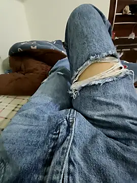 Lili 2love online show from December 2, 1:17 am