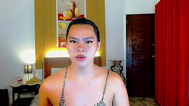 fallinLunaxX online show from October 3, 2:40 pm