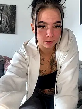 YoungZoexx online show from October 22, 10:04 am