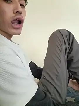 DanielTorres1 online show from February 12, 10:31 pm