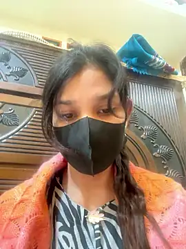 Snapshot of Sweet_Couple59 chatting on January 14, 5:49 pm Sweet Couple59 online show from January 14, 5:49 pm