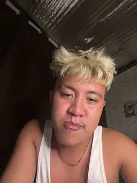 ur fucking rolly online show from March 25, 8:41 pm