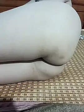 tulip-bae online show from November 1, 2:07 am