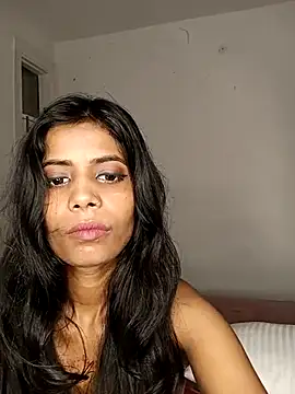 zoya your online show from October 13, 4:30 pm