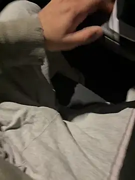 ayrtonmen online show from March 20, 3:40 am